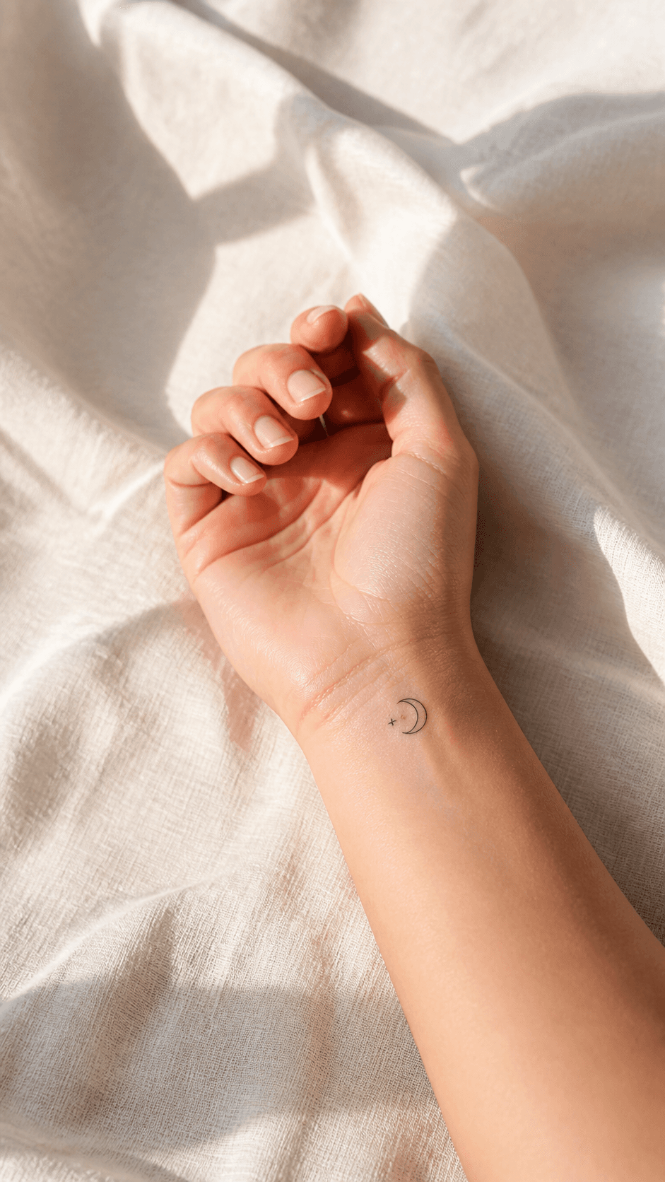 Minimal Wrist Detail family portrait example